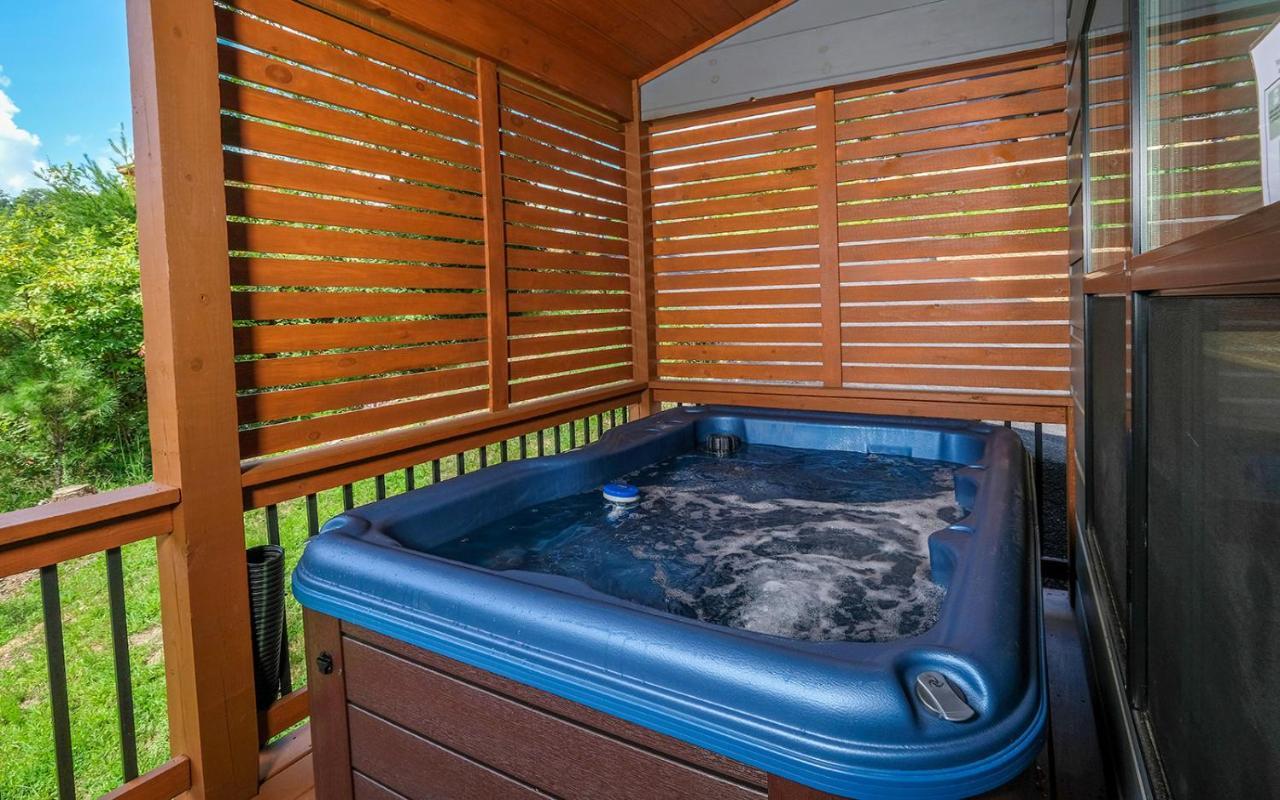 Edgewood Retreat Villa Gatlinburg Exterior photo